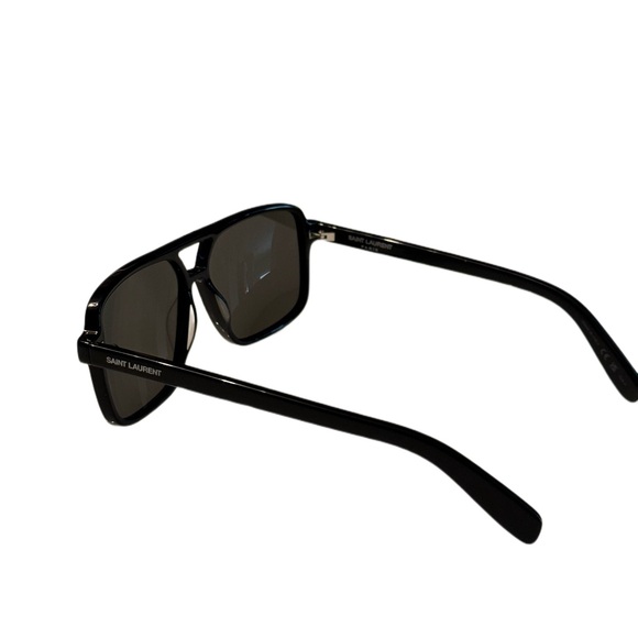 SOLD! SAINT LAURENT Aviator Sunglasses - Picture 4 of 8